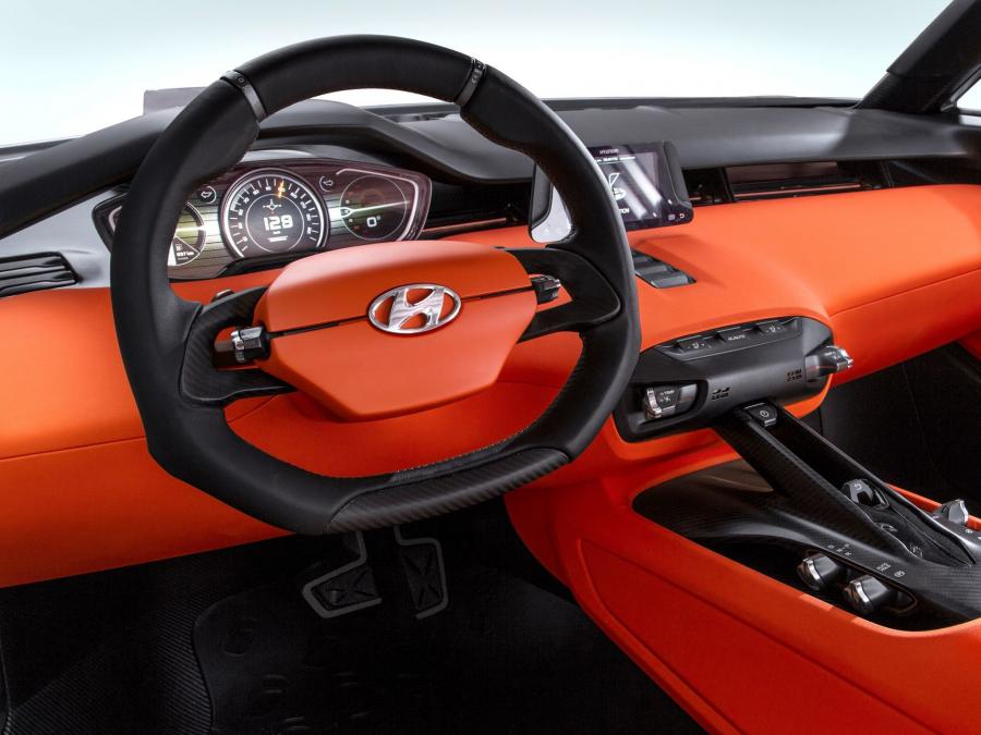  Hyundai Intrado Concept 2014 года  (фото 9 из 9)